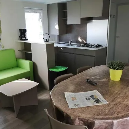 4 étoiles - Piscine - Efciab Camping