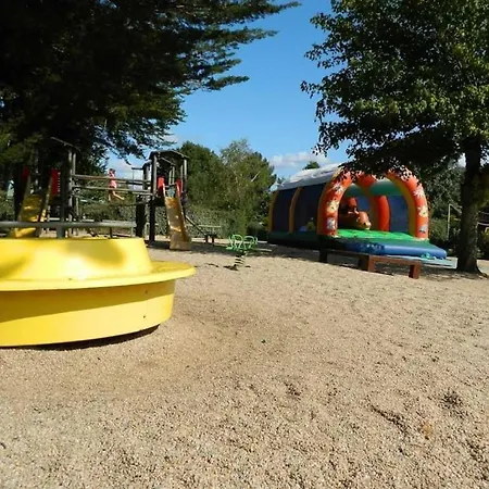 Camping 4 Etoiles - Piscine - Efciab *