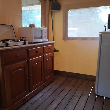 Campsite 4 Etoiles - Piscine - Efciab *