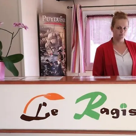 4 étoiles - Piscine - Efciab * Soullans