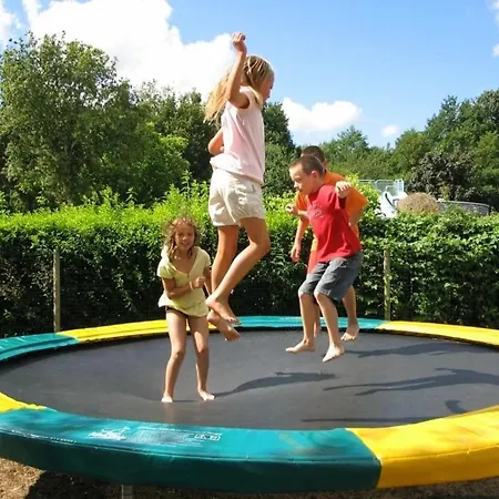Zecamping 4 Etoiles Familial Pet Friendly Restaurant Et Espace Aquatique Luksusowy namiot Soullans