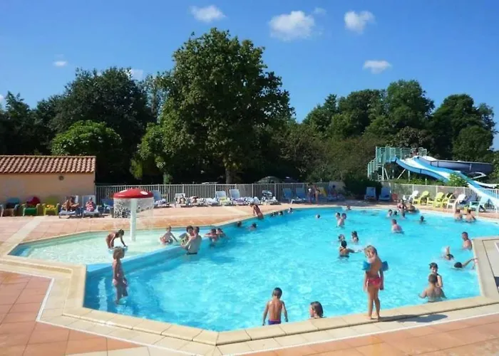 4 Etoiles - Piscine - Efciab Kemp *