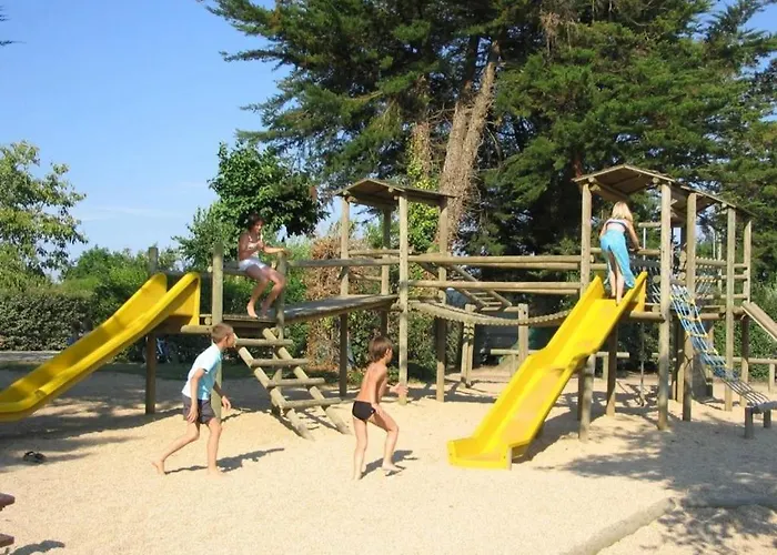 4 Etoiles - Piscine - Efciab Kemp Soullans